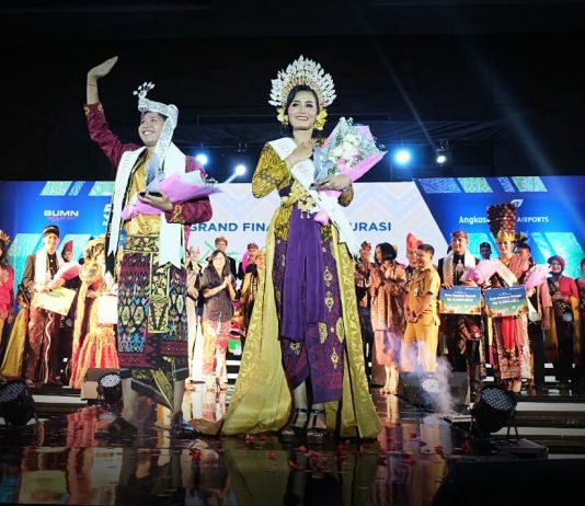 Wakili Bali, Trya Wahyudha & Ayu Sintya Dewi Jadi Duta Bandara Terbaik 2019