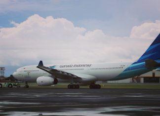 Bandara Ngurah Rai Bali Sambut Penerbangan Perdana Garuda Indonesia Rute London - Denpasar